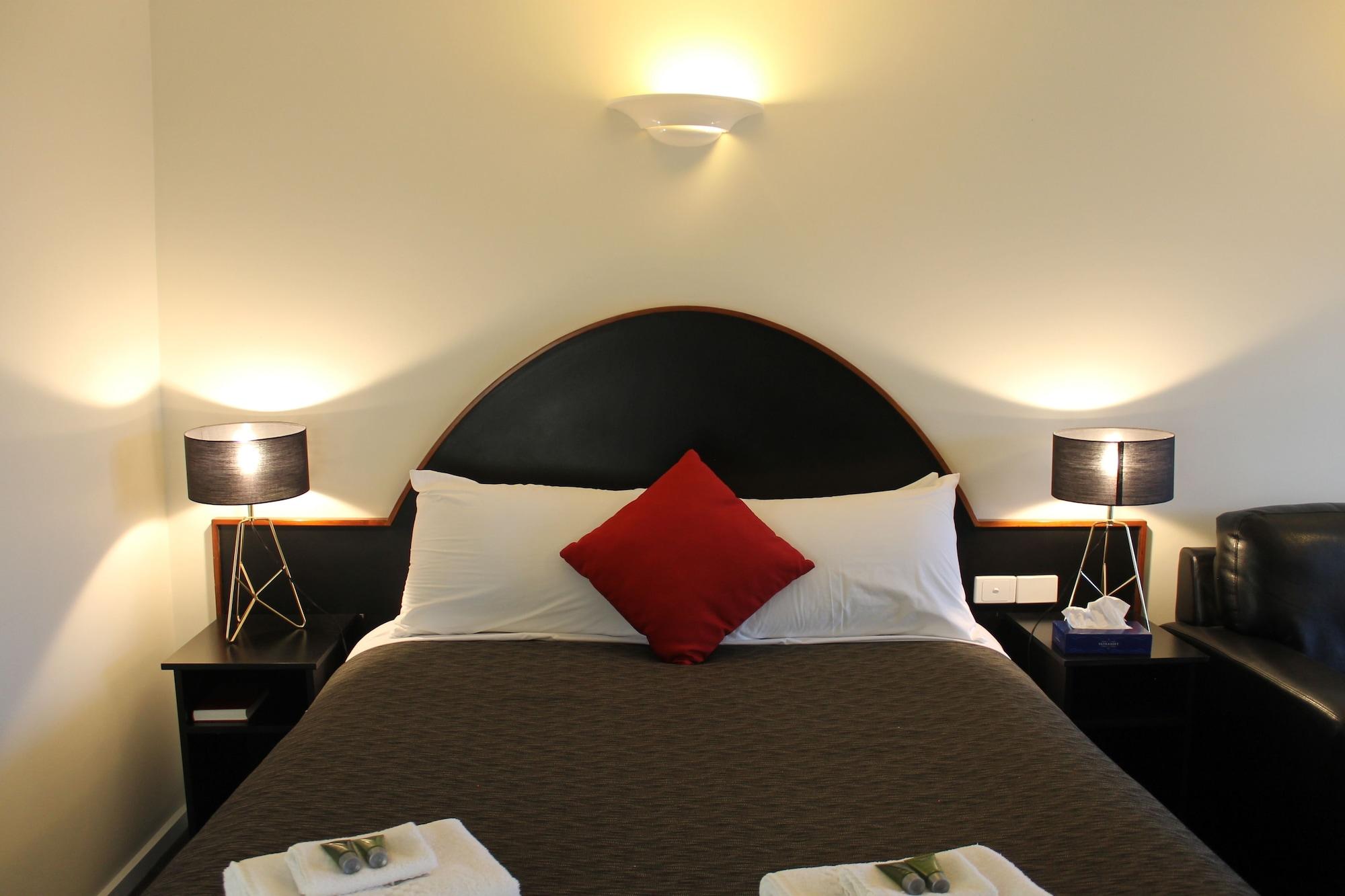 Gateway Motor Inn Γουόρναμπουλ Εξωτερικό φωτογραφία