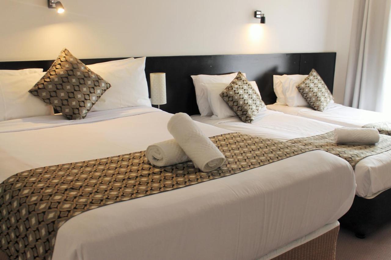 Gateway Motor Inn Γουόρναμπουλ Εξωτερικό φωτογραφία