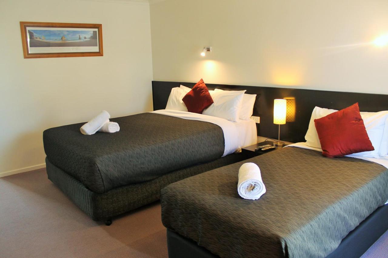 Gateway Motor Inn Γουόρναμπουλ Εξωτερικό φωτογραφία