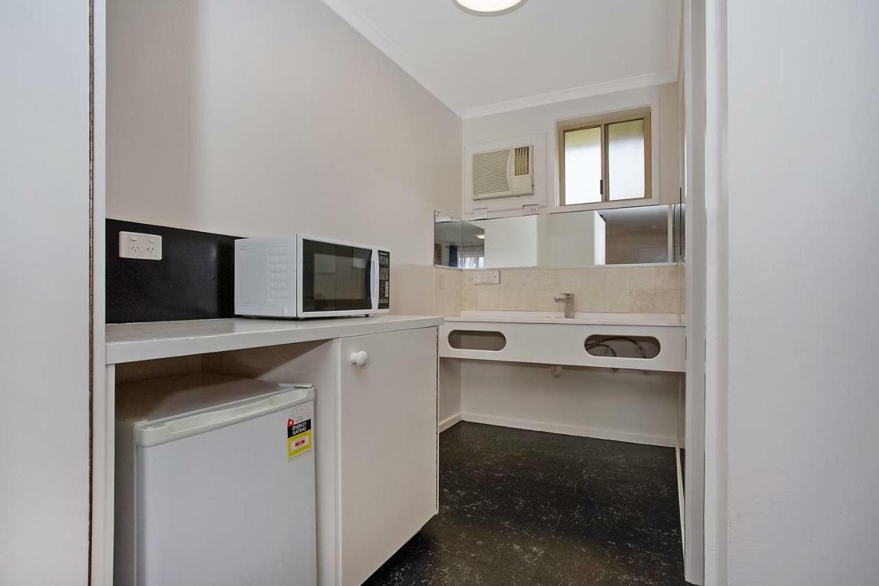 Gateway Motor Inn Γουόρναμπουλ Εξωτερικό φωτογραφία